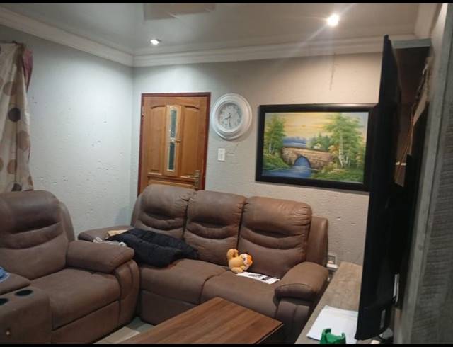 2 BEDROOM HOUSE FOR SALE IN SOSHANGUVE A